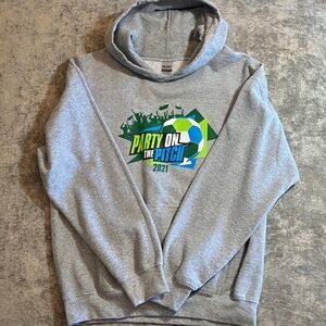 Gildan Gray Hoodie with Soccer Graphic size Medium {396}
